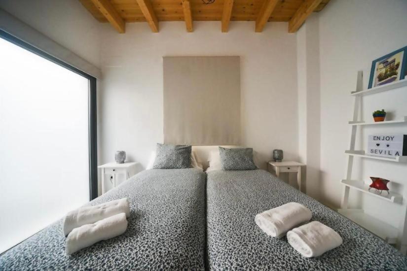 Hostfy Centro Alameda Apartment Seville Exterior photo